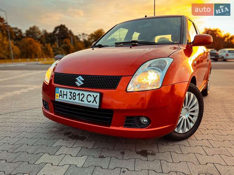 Хетчбек Suzuki Swift 2007 в Києві