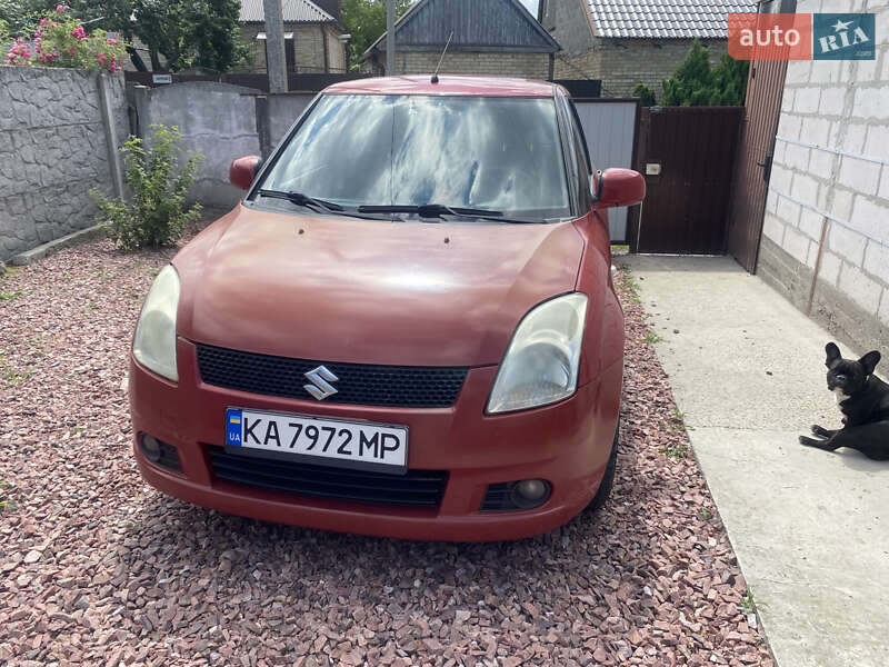 Хетчбек Suzuki Swift 2006 в 