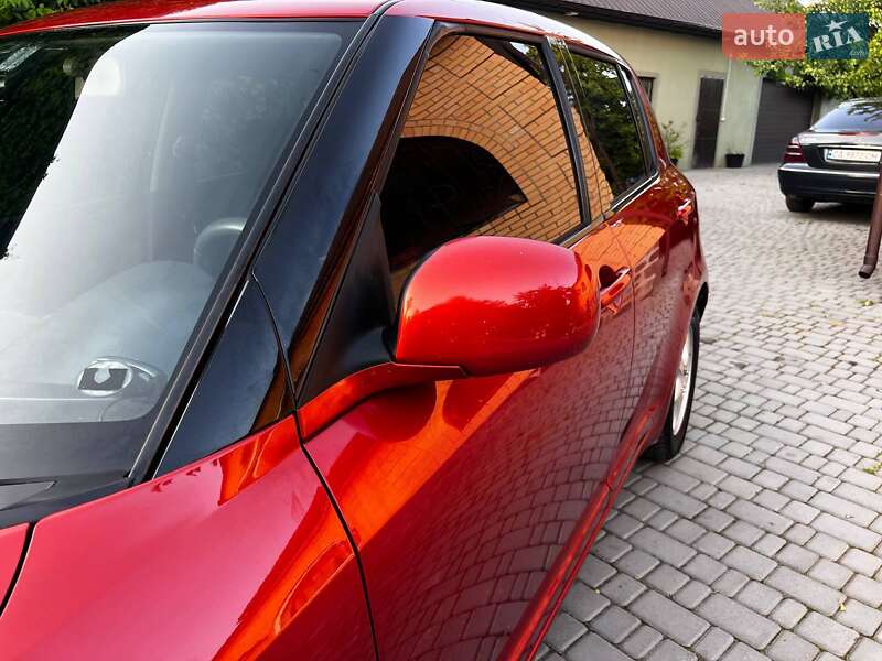 Хэтчбек Suzuki Swift 2008 в Лысянке