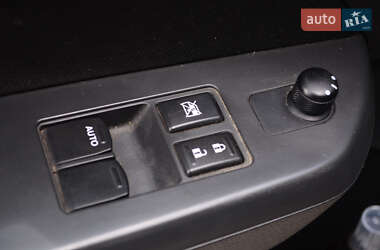 Хэтчбек Suzuki Swift 2013 в 