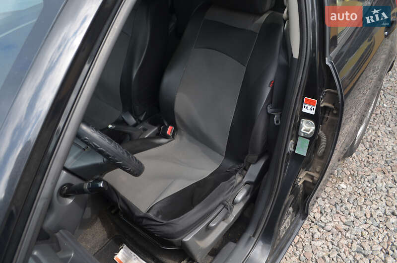 Хетчбек Suzuki Swift 2013 в Києві