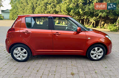 Хэтчбек Suzuki Swift 2008 в 
