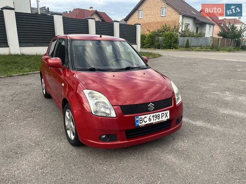 Хэтчбек Suzuki Swift 2008 в 