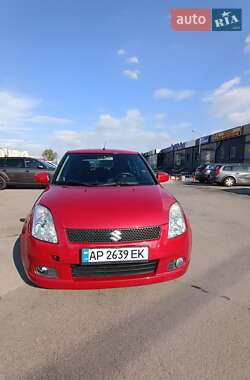 Хэтчбек Suzuki Swift 2005 в 