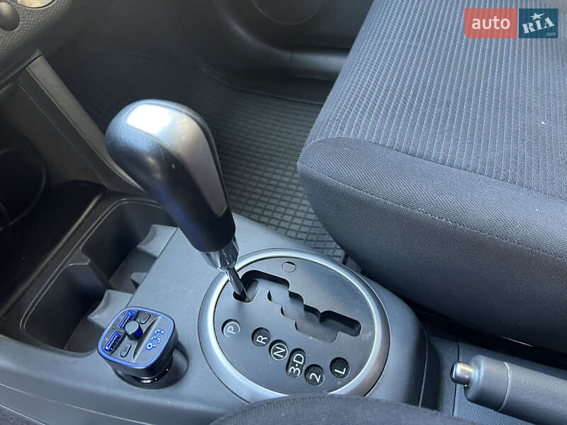 Хетчбек Suzuki Swift 2008 в Києві