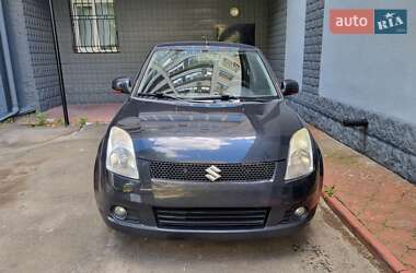 Хэтчбек Suzuki Swift 2008 в 