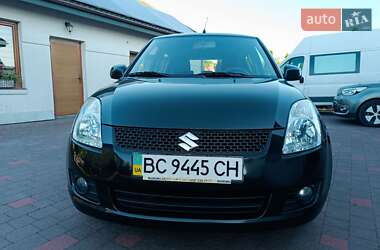 Хетчбек Suzuki Swift 2010 в 