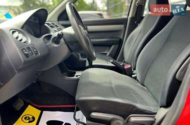 Хэтчбек Suzuki Swift 2005 в 