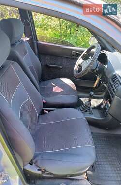 Седан Suzuki Swift 1995 в 
