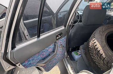 Хэтчбек Suzuki Swift 2003 в 