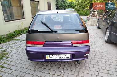 Хэтчбек Suzuki Swift 2000 в 