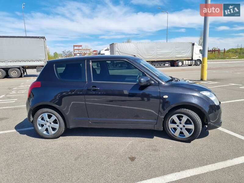 Хетчбек Suzuki Swift 2008 в Києві