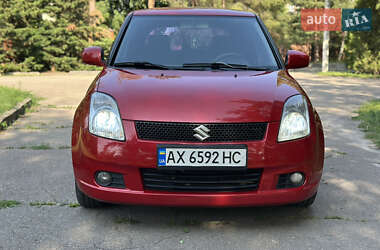 Хэтчбек Suzuki Swift 2007 в 