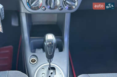 Хэтчбек Suzuki Swift 2007 в 