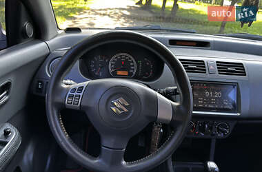 Хэтчбек Suzuki Swift 2007 в 
