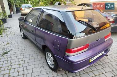 Хетчбек Suzuki Swift 2000 в 