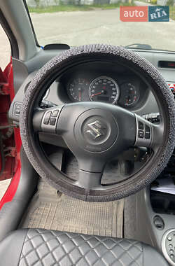Хетчбек Suzuki Swift 2006 в 