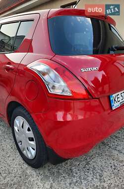 Хэтчбек Suzuki Swift 2011 в 