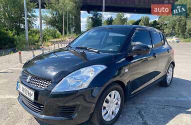 Хэтчбек Suzuki Swift 2012 в 