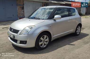 Хетчбек Suzuki Swift 2008 в Києві
