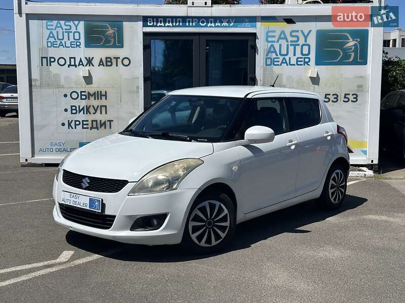 Хетчбек Suzuki Swift 2011 в 