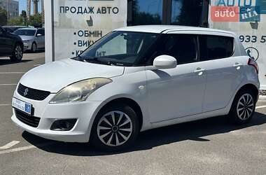Хетчбек Suzuki Swift 2011 в 