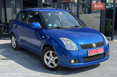 Хэтчбек Suzuki Swift 2007 в Калуше
