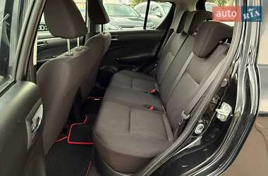 Хетчбек Suzuki Swift 2013 в 