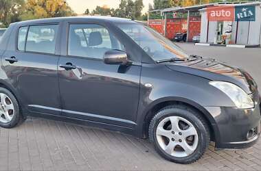 Хэтчбек Suzuki Swift 2006 в 