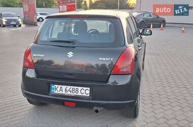 Хэтчбек Suzuki Swift 2006 в 