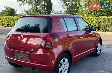 Хэтчбек Suzuki Swift 2006 в 