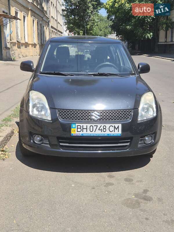 Хетчбек Suzuki Swift 2008 в 