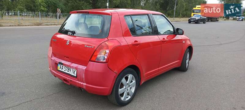 Хетчбек Suzuki Swift 2008 в Києві