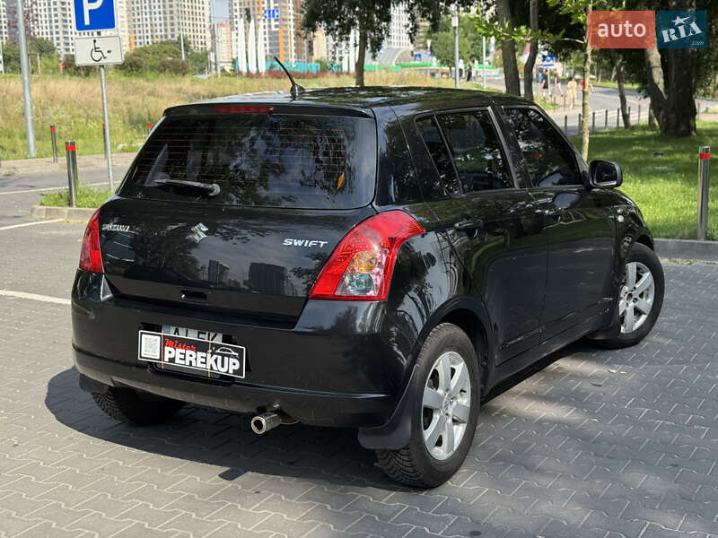 Хэтчбек Suzuki Swift 2008 в Киеве