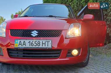 Хэтчбек Suzuki Swift 2008 в Киеве
