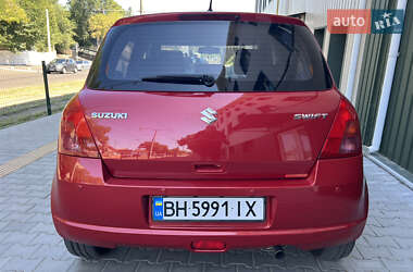Хэтчбек Suzuki Swift 2007 в 