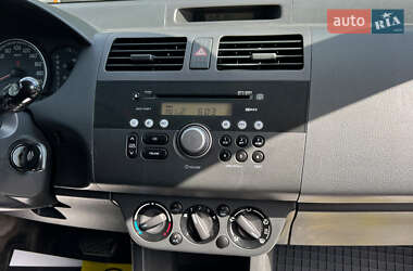 Хетчбек Suzuki Swift 2007 в 