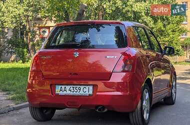 Хэтчбек Suzuki Swift 2007 в 
