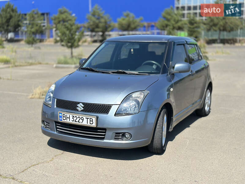 Хэтчбек Suzuki Swift 2007 в Одессе