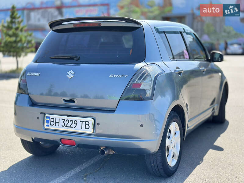 Хэтчбек Suzuki Swift 2007 в Одессе