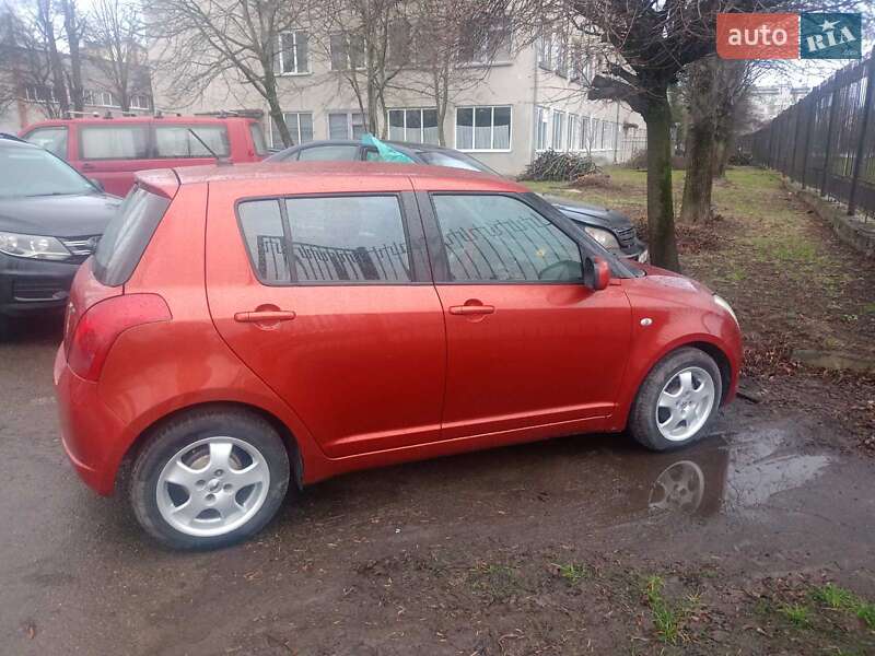 Хетчбек Suzuki Swift 2008 в Івано-Франківську