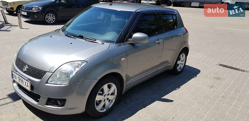 Хэтчбек Suzuki Swift 2008 в Киеве