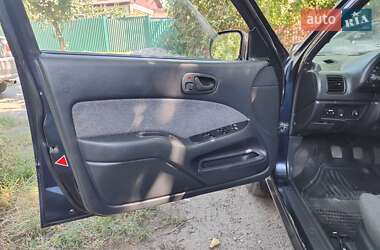 Седан Suzuki Swift 1993 в 