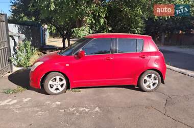 Хэтчбек Suzuki Swift 2006 в 