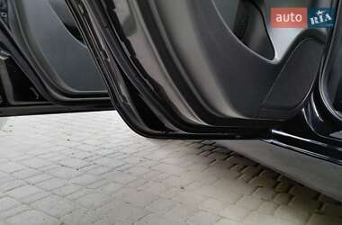 Хэтчбек Suzuki Swift 2012 в 