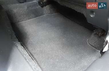 Хэтчбек Suzuki Swift 2012 в 