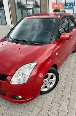 Хэтчбек Suzuki Swift 2007 в 