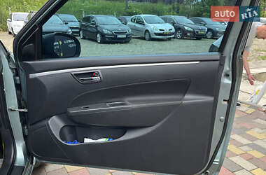 Хэтчбек Suzuki Swift 2011 в 