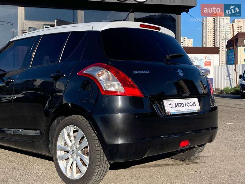 Хэтчбек Suzuki Swift 2016 в Киеве