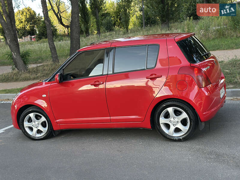 Хэтчбек Suzuki Swift 2008 в Чернигове